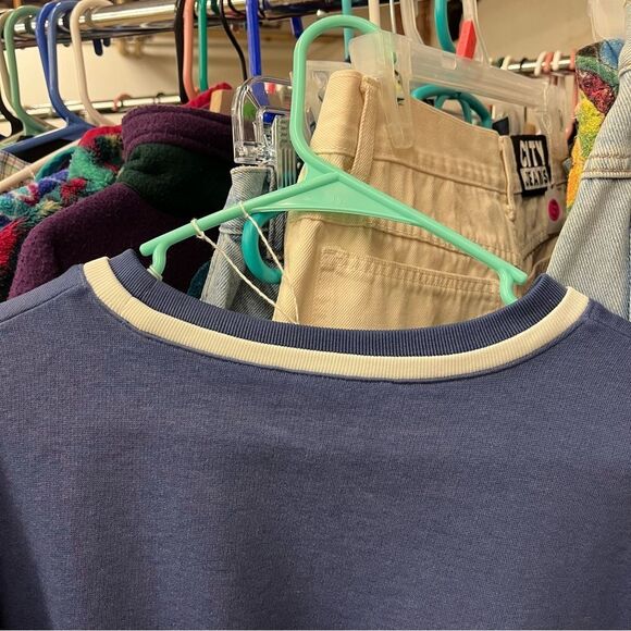 Vintage Spirit Bold Women's Large Crewneck Sweatshirt - Picture 6 of 7